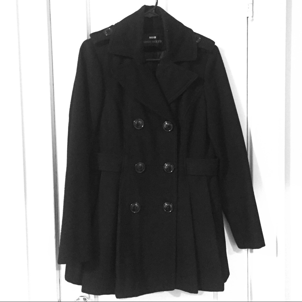 Women’s black wool pleated dress coat, size M